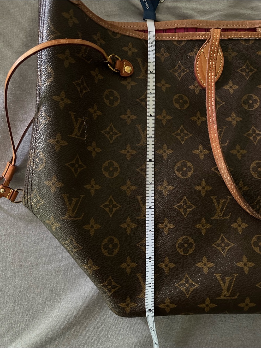 Louis Vuitton Neverfull Canvas Tote with Matching Pouch - Brown & Tan - Picture 5 of 15